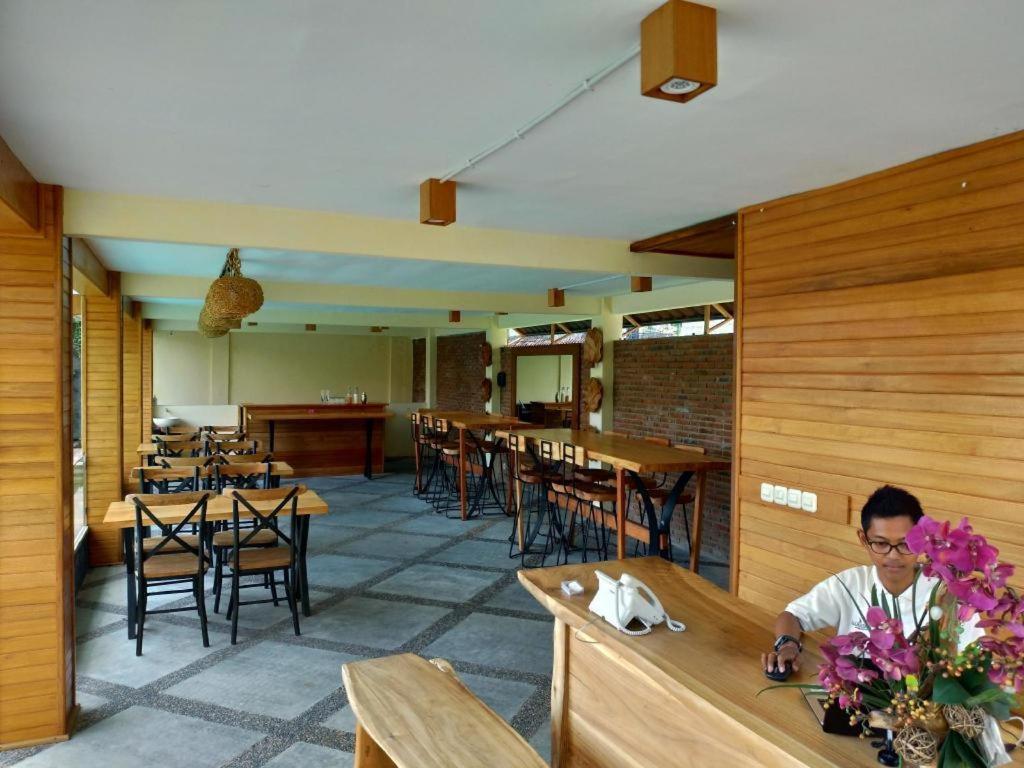 Aloravilla Montongbuwoh Extérieur photo